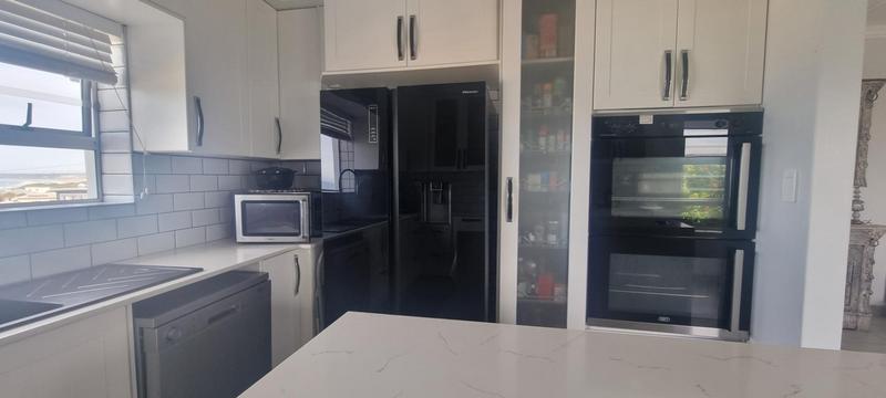 4 Bedroom Property for Sale in Dana Bay Western Cape